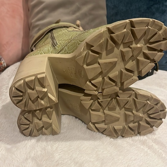 SCHUTZ SZ 10 Cream ROSLYN Laceup Platform Boots Booties.super comfy! - Picture 10 of 15